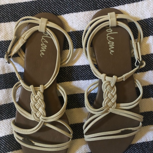 Volvimos sandal - Picture 4 of 4